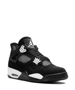 Alternative view of Air Jordan 4 "White Thunder"